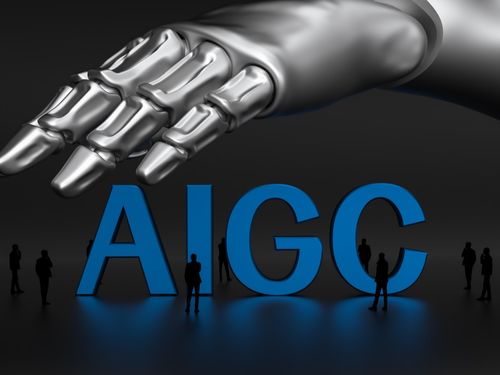 人工智能ETF回调震荡，产业加速落地催生长期机遇